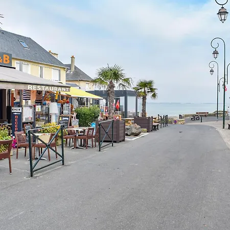 Gorgeous In Apartamento Arromanches-les-Bains