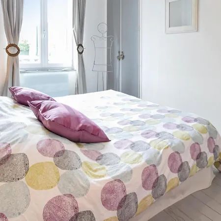 Gorgeous In Apartamento Arromanches-les-Bains