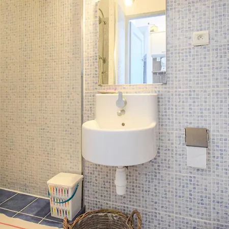 Gorgeous In Apartament *