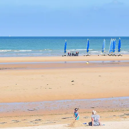 Gorgeous In * Arromanches-les-Bains
